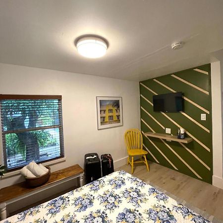 Cozy Room In The Heart Of Little Havana Miami Exterior foto